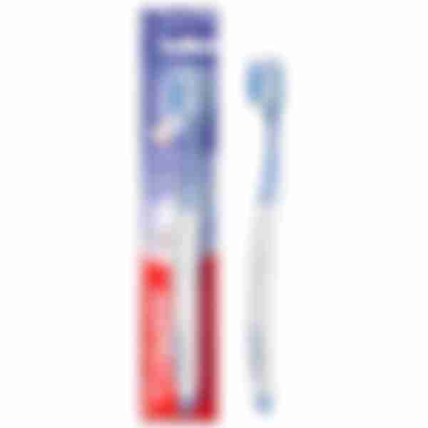 Зубная щетка Colgate Extra Density, жесткая щетина