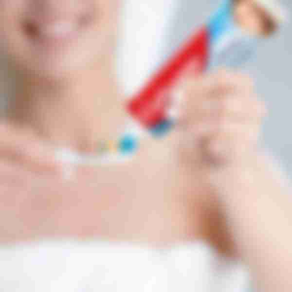 Зубная паста Colgate Бережное отбеливание, с фтором и кальцием, 150мл