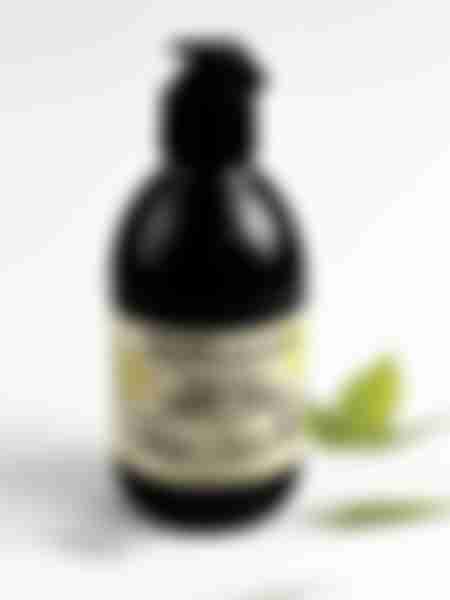 Мыло жидкое для рук и тела Vegan.Love.Studio Vanilla, Amber, Musk, парфюмированное, 300мл