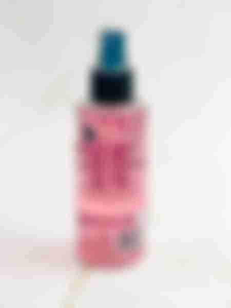 Спрей для волос Ezze Very Sparkling Spray, розовый мерцающий, 150мл