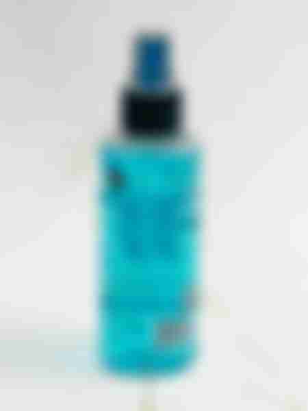 Спрей для волос Ezze Very Caring Spray, ухаживающий, 150мл