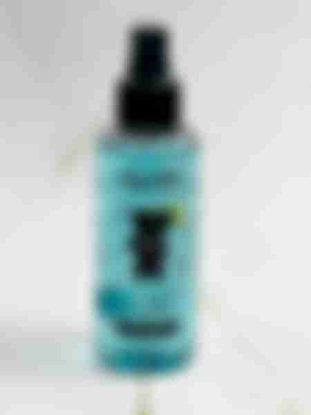 Спрей для волос Ezze Very Caring Spray, ухаживающий, 150мл