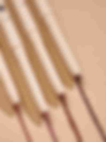 Карандаш для губ Mixit Make Up Longwearing lip pencil, стойкий, тон: 004 Темно-розовый с коричневым подтоном, 0.28г